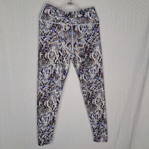 Sage Black and Blue Patterned Leggings